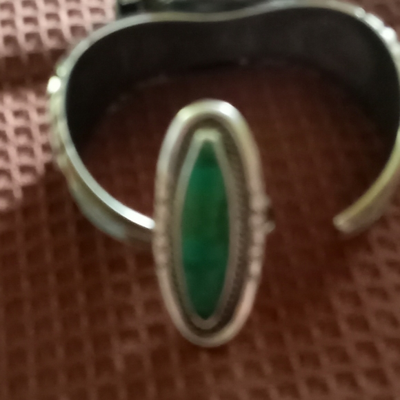 Ring - Picture 2 of 4